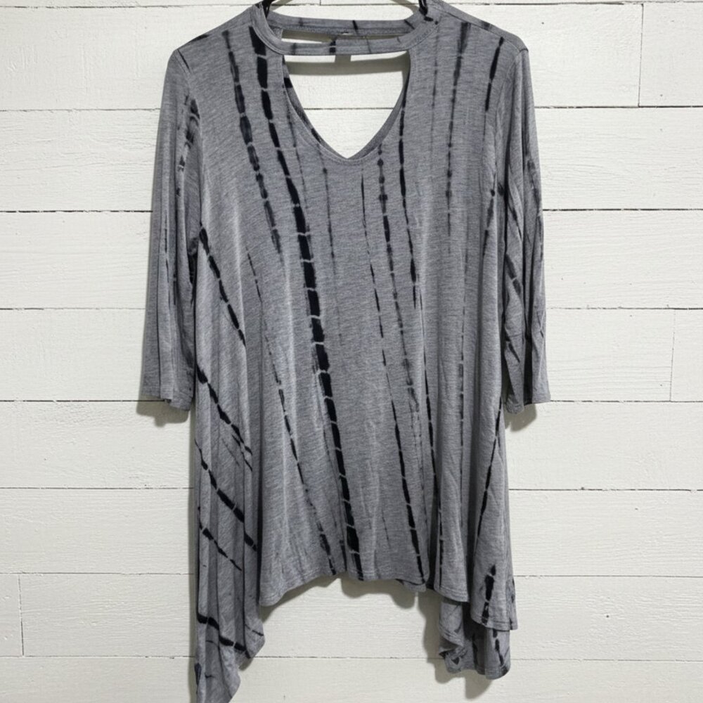 Large Grey Black Striped Tie Dye Cutout Choker Neck 3/4 Sleeve Top